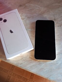 Nový iPhone 13 - 2