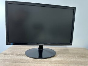 Samsung S22A300H led monitor - 2
