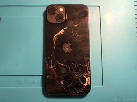 iPhone 13 housing ( poškozený / original ) - 2