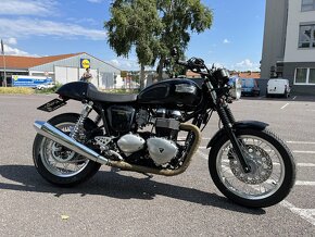 Triumph thruxton 900 - 2