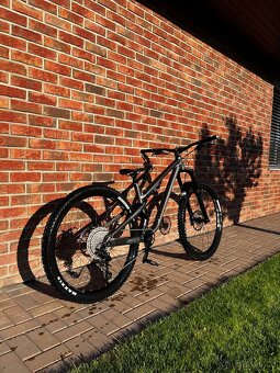 Commencal Meta TR V4 29/M. 100km skoro nové - 2