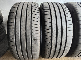 LETNÍ PNEU BRIDGESTONE A PIRELLI 245/40/19-4KS - 2