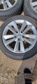 Prodám litá kola R17 215/50 - 2