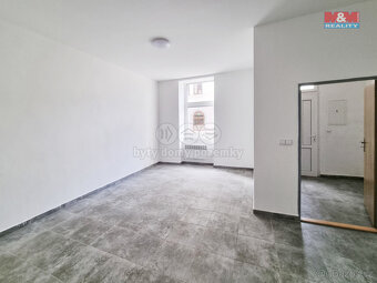 Pronájem bytu 1+1, 38 m², Sokolov, ul. Nádražní - 2