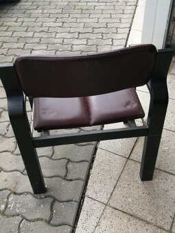 Staré křesla k renovaci - 2