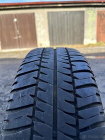 pneu debica 185/65/15 - 2