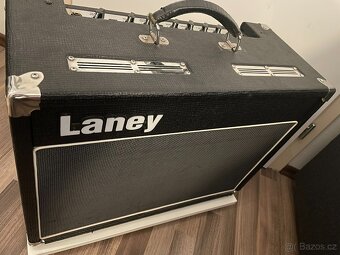 Prodám kytarové lampové kombo Laney VC 30-210 - 2