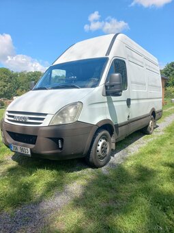 Iveco Daily L2H3 2,3l - kempovací vestavba - 2