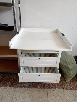 Přebalovací pult, komoda - 2