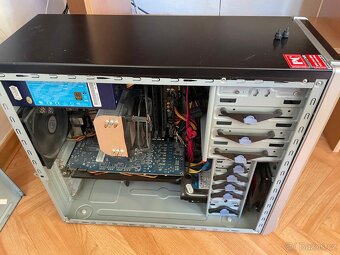 PC skříň + komplet - 2