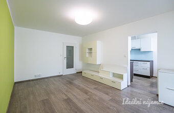 Pronájem bytu 3+1, Botevova, Modřany, 24900 Kč/měs, 72 m2 - 2
