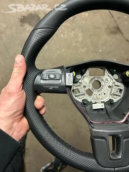 Nove renovovaný volant vw Passat B7 - 2