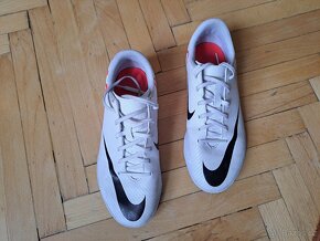 Tenisky Nike JR Vapor 15 club IC - 2