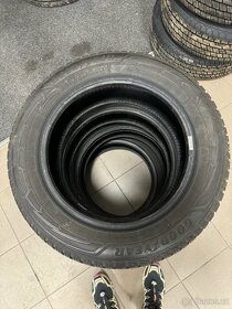 Pneumatiky GOODYEAR ULTRAGRIP - 2