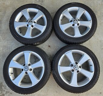 4x ALU originál VW + Zimní pneu VREDESTEIN - 205/50 R17 - 2