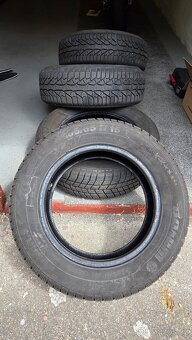 Zimní pneu 195/65 R15 (vzorek 7 mm) - 2