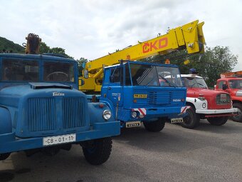 Tatra 813 AD 125 - 2