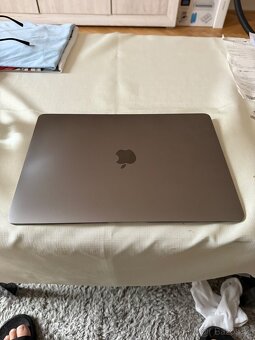 Temer novy macbook air m1 2020 - 2