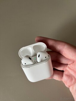 Apple Airpods 1 - 2