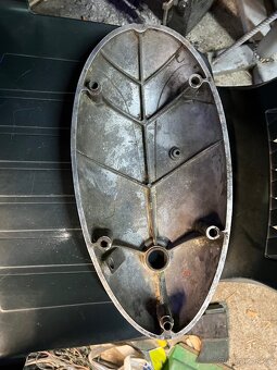 Jawa 250 víko spojky - 2