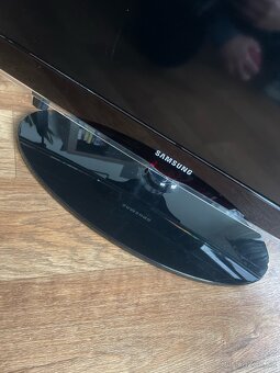 Tv Samsung úhlopříčka 77 cm - 2