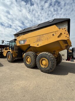 CAT- Caterpillar 730 DEMPR TOP Stav a na SPZ - 2