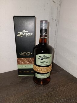 Zacapa Reserva Limitada 2013 2014 - dohromady - 2