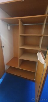 Šatní skříň se zrcadlem - LEVNĚ - 2