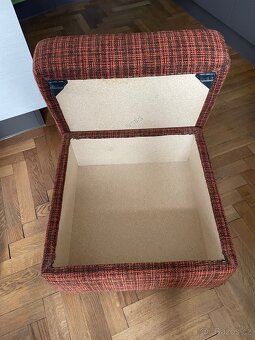 Daruji křeslo a bobek - 2