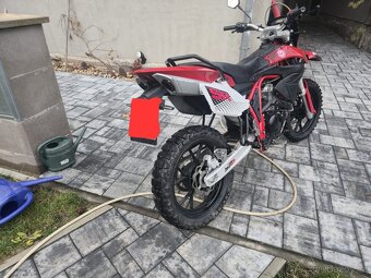 Yuki sr 125i 2017 4400km - 2