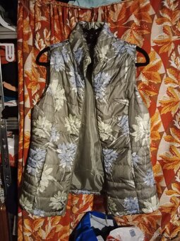 Č.2 Dámská vesta - 2