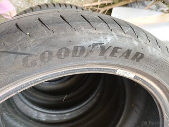 Goodyear Eagle F1 Asymmetric 5 225/45 R18 - 2
