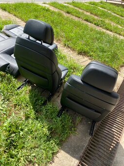 Sedačky BMW F01 - 2