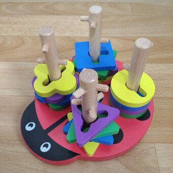 Dřevěná skládačka Beruška NOVÁ - 2