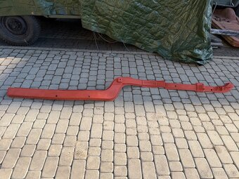vnitřní práh Gaz 21 Volha novy - 2