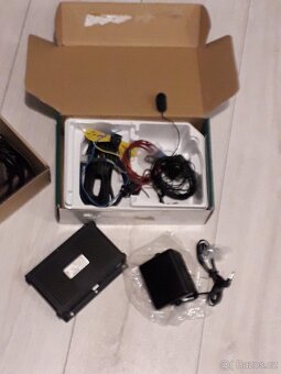 SONY ERICSSON HCA-20 a HCA-03 - 2
