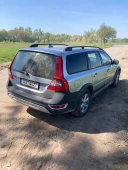Volvo V 70 III D5 136 Kw - 2