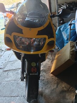 Suzuki GSX-R 750 - 2