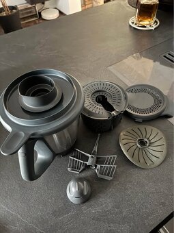 Thermomix TM6 s nadstandardním vybavením od 6/2022 - 2