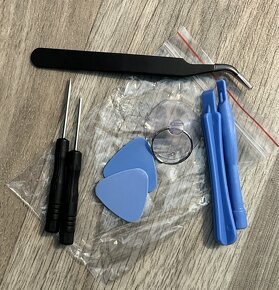 Nářadí na opravy IPhone - 2