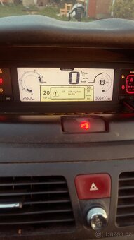 Citroen C4 Grand Picasso - 2