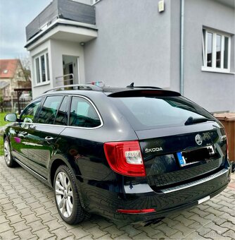 Škoda Superb Combi - 2