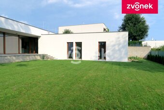 Luxusní vila Zlín - Příluky, velká zahrada, garáž - 2