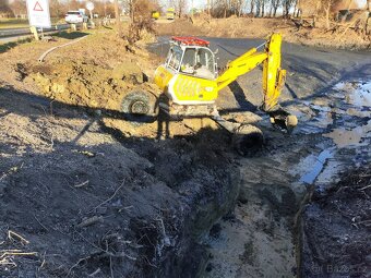 Menzi muck - 2