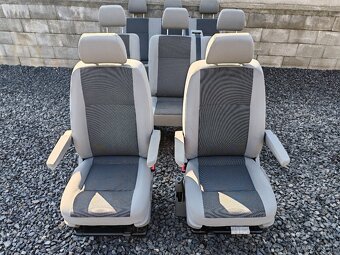 Volkswagen Transporter T5 sedačky a Led světla - 2
