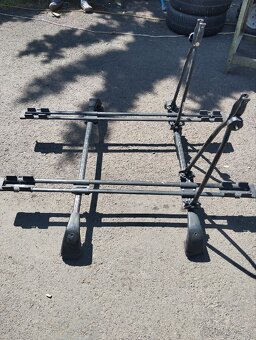 Střešní nosič kol - 2