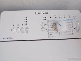 🧺 Úzká vrchem plněná pračka Indesit – 6 kg, 1000 otáček - 2