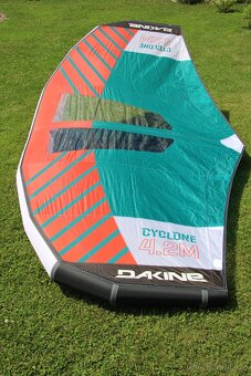 Wing Dakine Cyclone v2, velikost 4.2m - 2