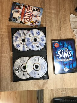 ProdámThe Sims 1 Double Deluxe a rozšíření Abracadabra - 2
