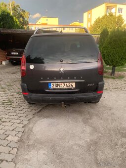 Prodám peugeot 807 2.2hdi rok 2006 7 mist - 2